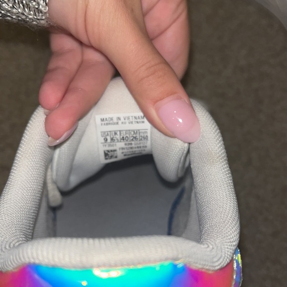 Reebok Women’s Classic Holographic Clubs size 9 - Picture 5 of 6